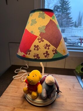 Vintage 80s Disney Children's Winnie the Pooh & Eeyore Table Lamp Colorful Shade